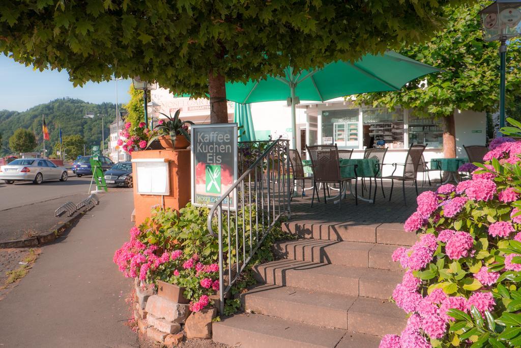 Panorama-Cafe Moselgarten Alf Kültér fotó