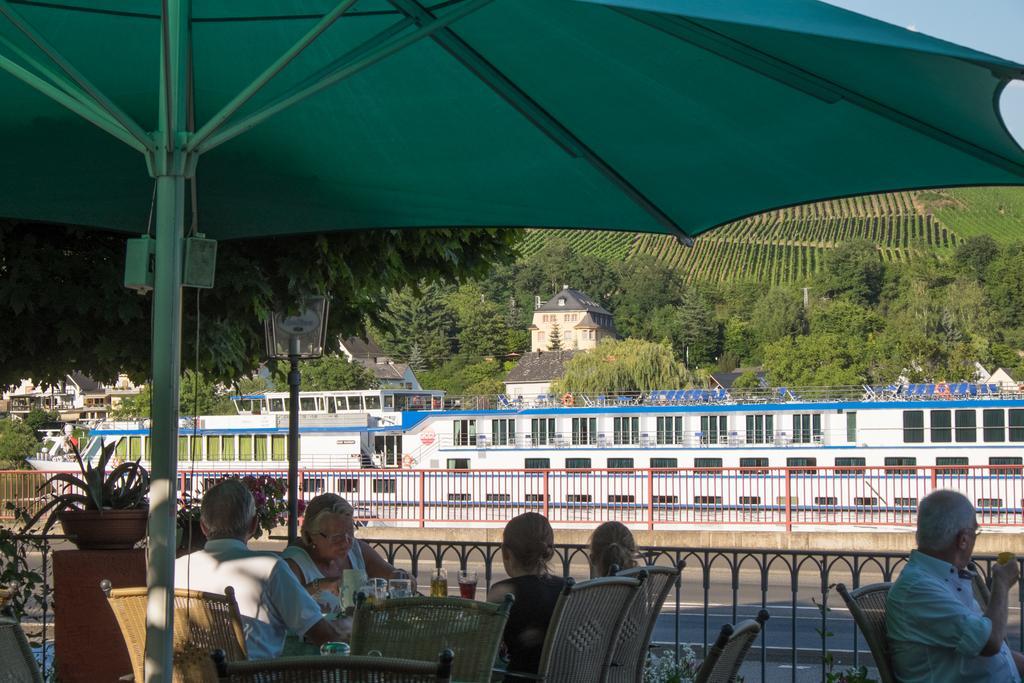 Panorama-Cafe Moselgarten Alf Kültér fotó